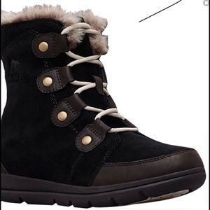 Sorel Joan women’s size 9 black suede snow boots